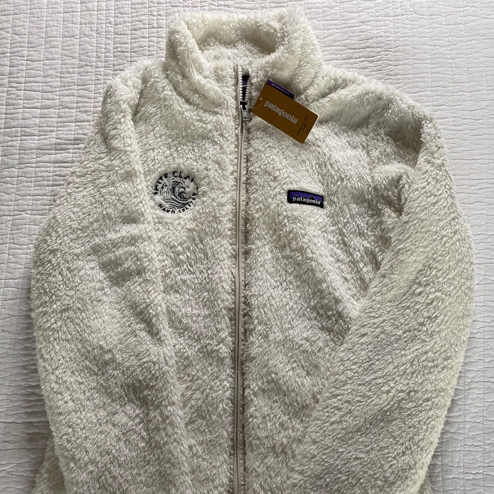 Patagonia white fleece jacket
